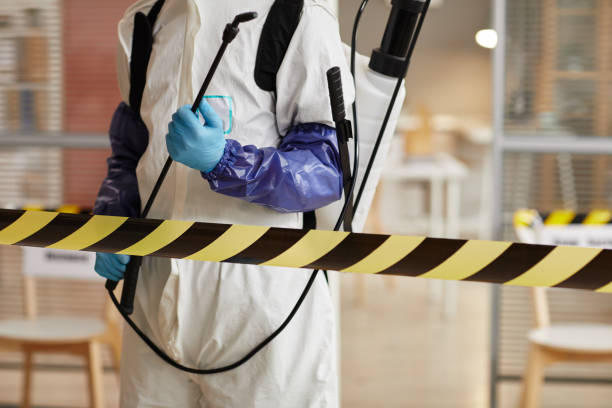 Professional Trauma Scene Cleanup technician working in Percy, IL